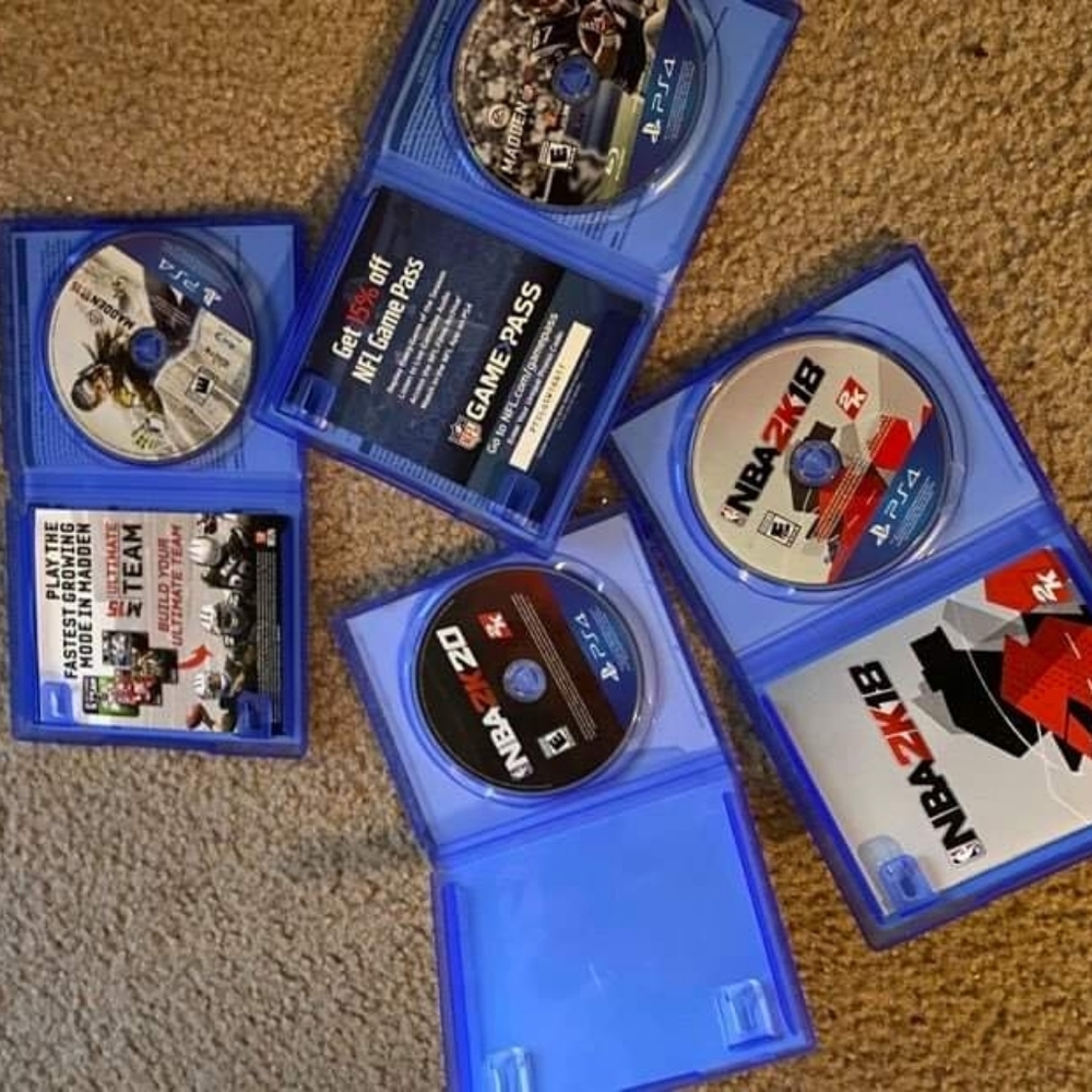 Video Games - Picture 6 of 6